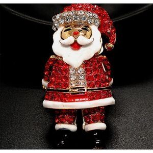 ♥️ Betsey Johnson Sparkling Jolly Santa Claus pendant necklace ♥️